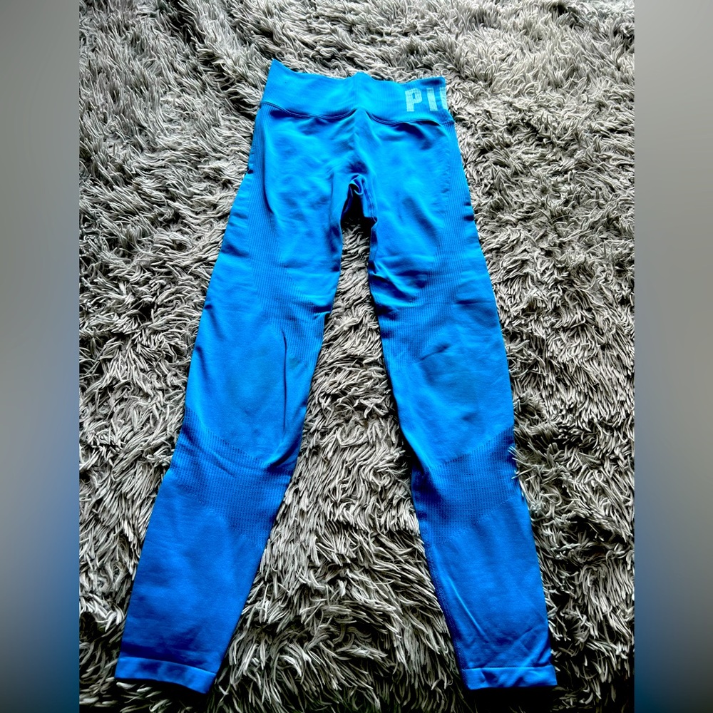 XSmall pink leggings (blue), stretchy, breathable, and slim fit.
